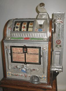 первый игровой автомат - колокол свободы